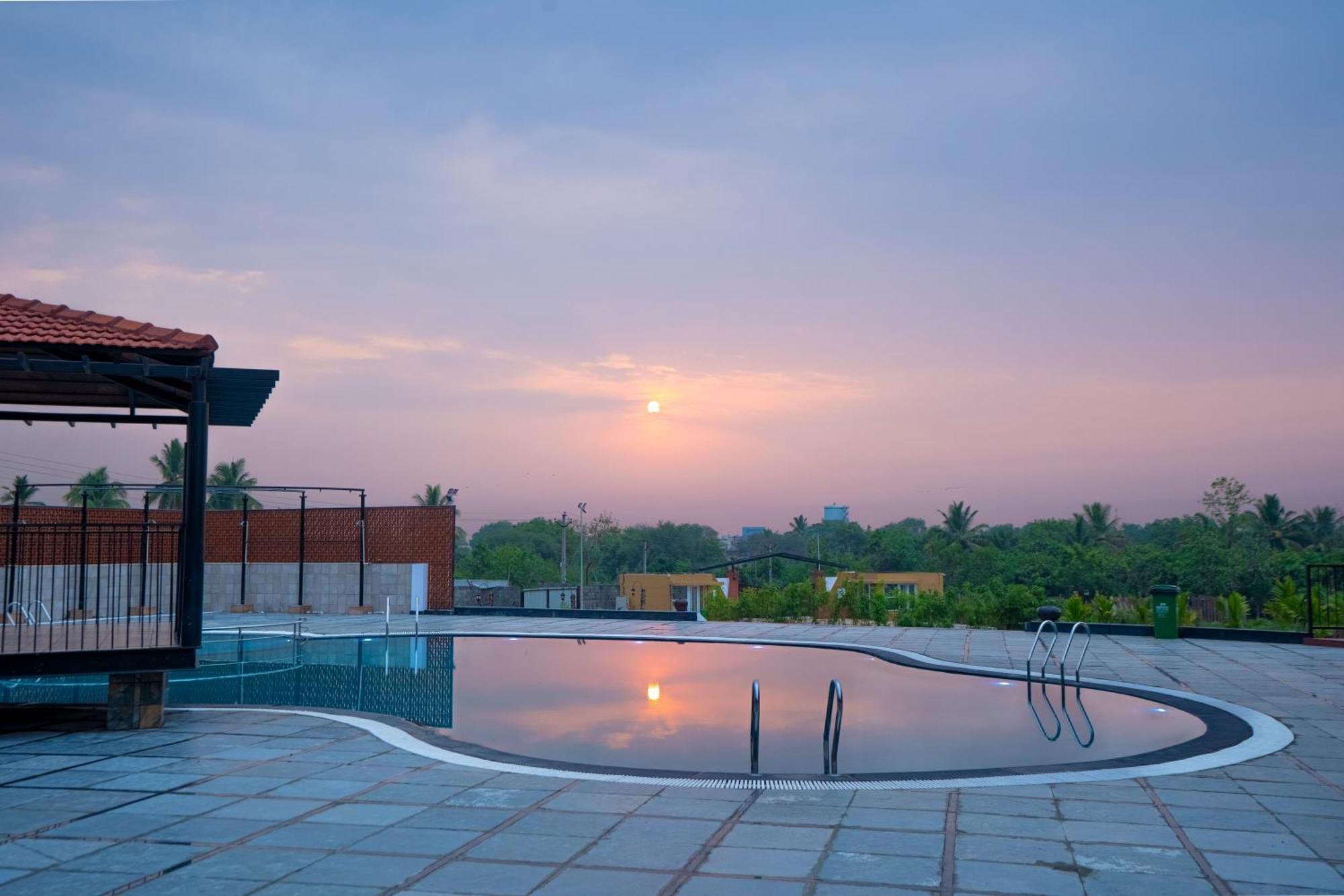 Serene Resort Hyderabad Shamshabad Zewnętrze zdjęcie