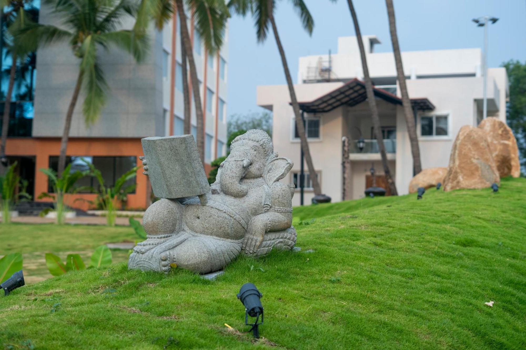 Serene Resort Hyderabad Shamshabad Zewnętrze zdjęcie